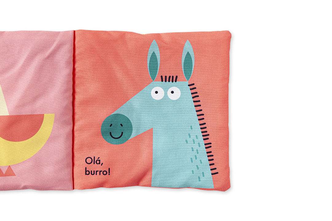 Olá, animais da quinta! (livro de pano)