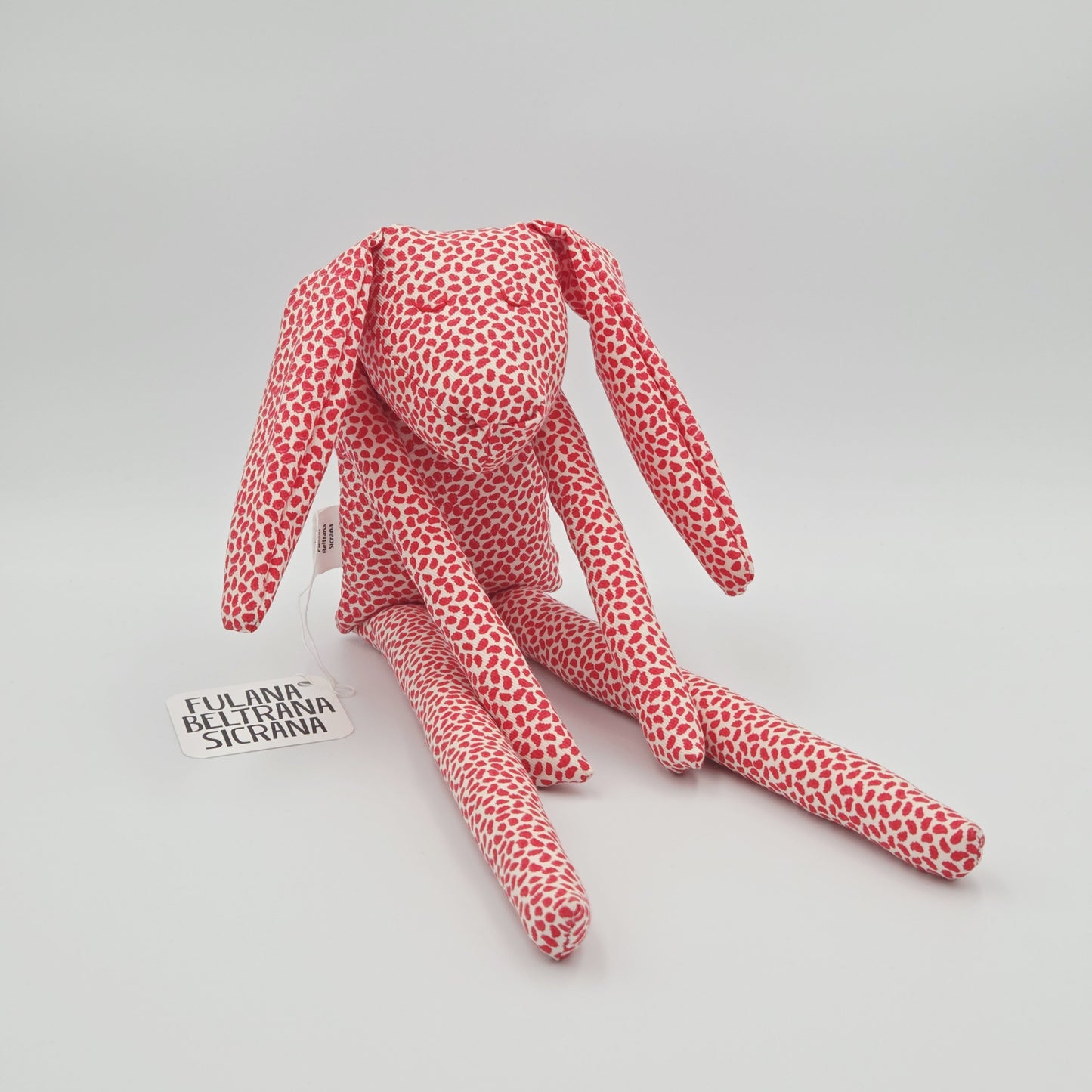 Coelho Pétalas Vermelhas